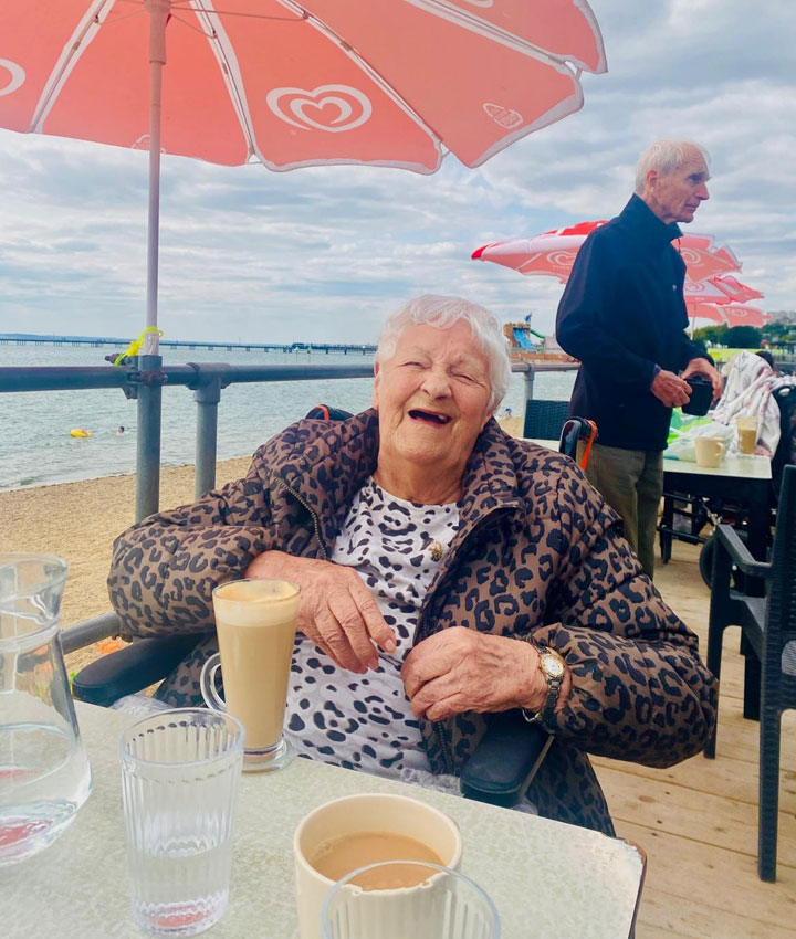 Dementia Care Transition Support - Essex Care Home - Old Shenfield Place Care Home