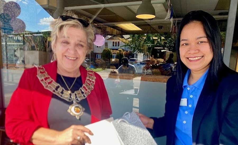 Old Shenfield Place Walks Together For Alzheimers Society